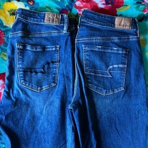 American Eagle stretchy jeans